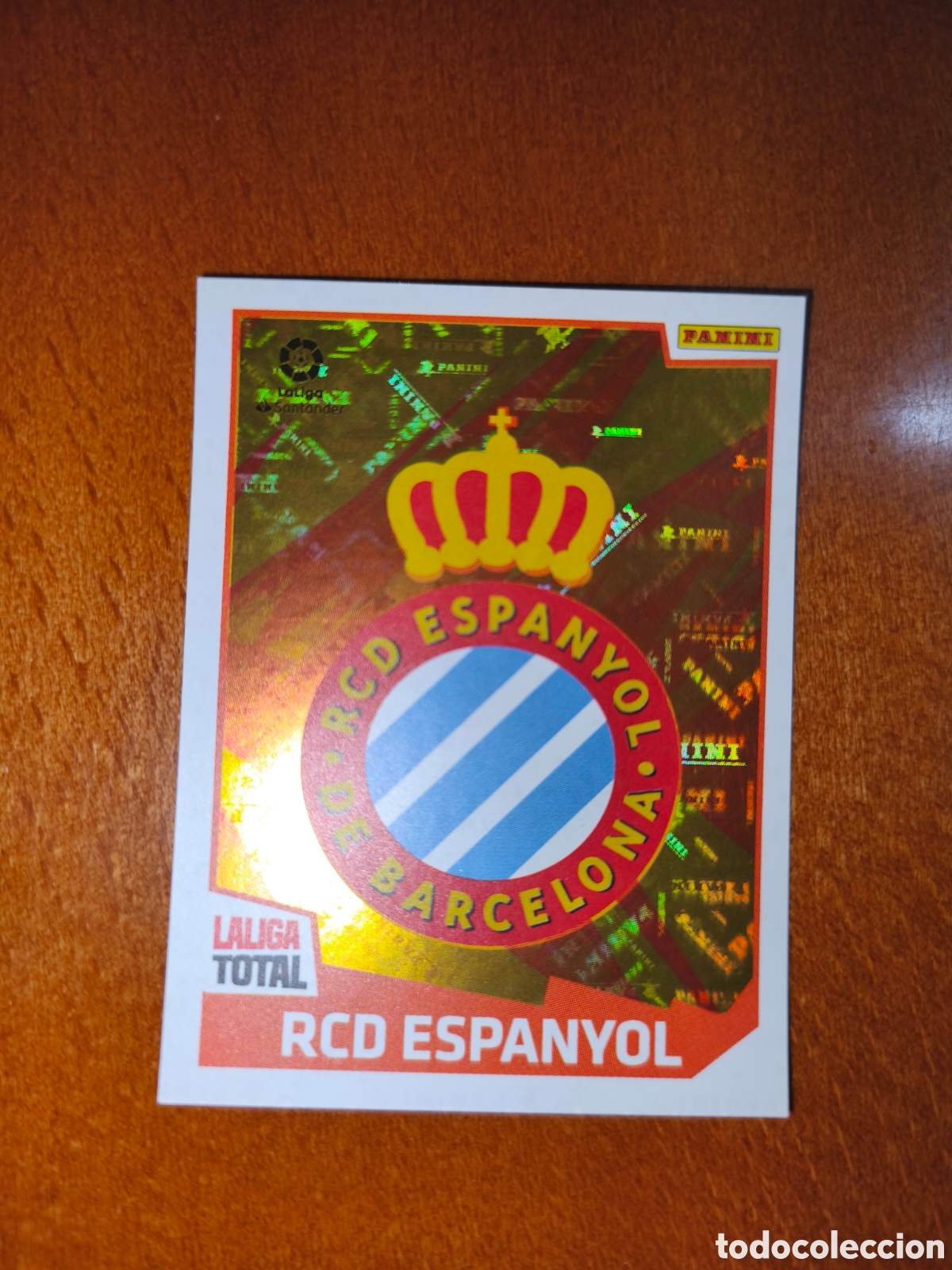 Cartes &agrave; collectionner de Football: Escudo RCD Espanyol n&deg;178 laliga total 22/23