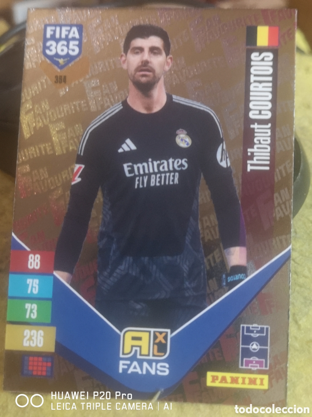 Figurine di Calcio: ADRENALYN FIFA 365 2027 FANS PARALELA COURTOIS 354 - REAL MADRID