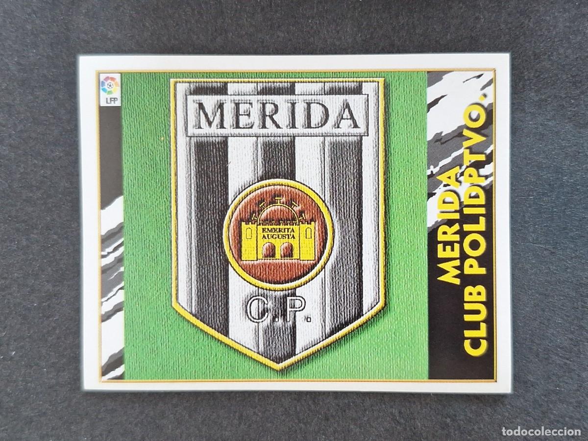 Fu&szlig;ball-Sticker: L4 ESCUDO MERIDA C. P. LIGA ESTE 1997 1998 97 98 NUNCA PEGADO SIN PEGAR