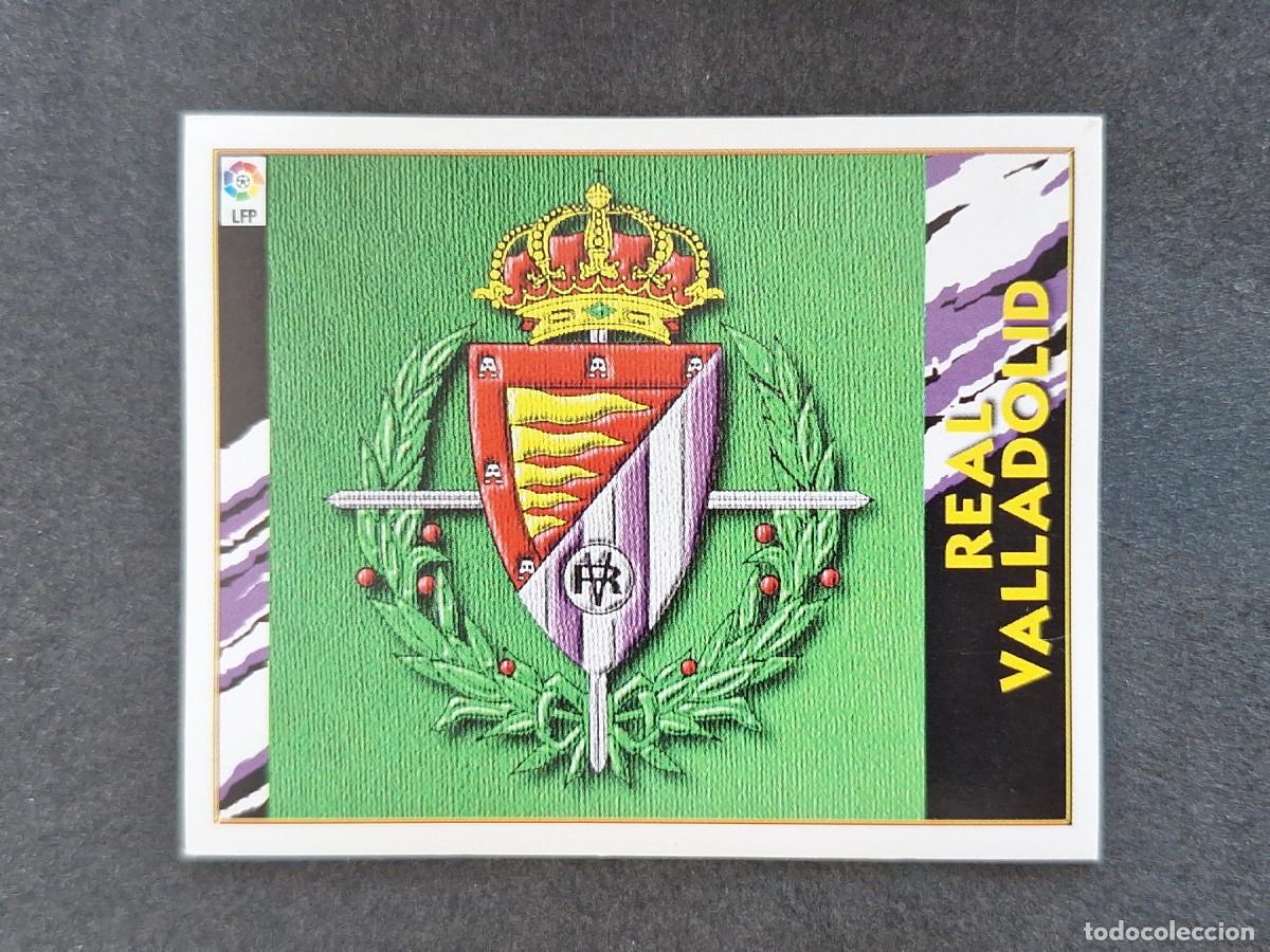 Fu&szlig;ball-Sticker: L4 ESCUDO REAL VALLADOLID LIGA ESTE 1997 1998 97 98 NUNCA PEGADO SIN PEGAR