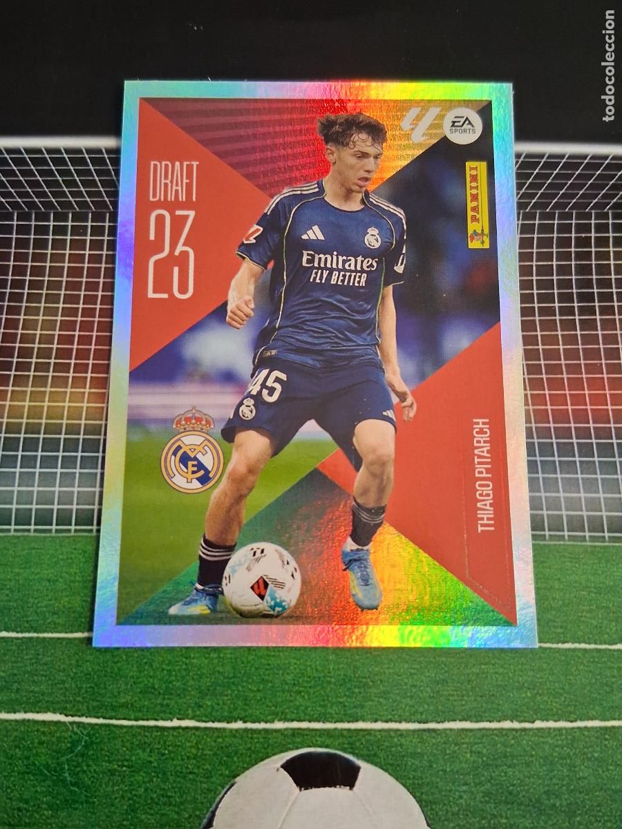 Cartes &agrave; collectionner de Football: 22 THIAGO PITARCH REAL MADRID DRAFT 23 LIGA FUTBOL EDICIONES ESTE PANINI 2026 2027 26 27