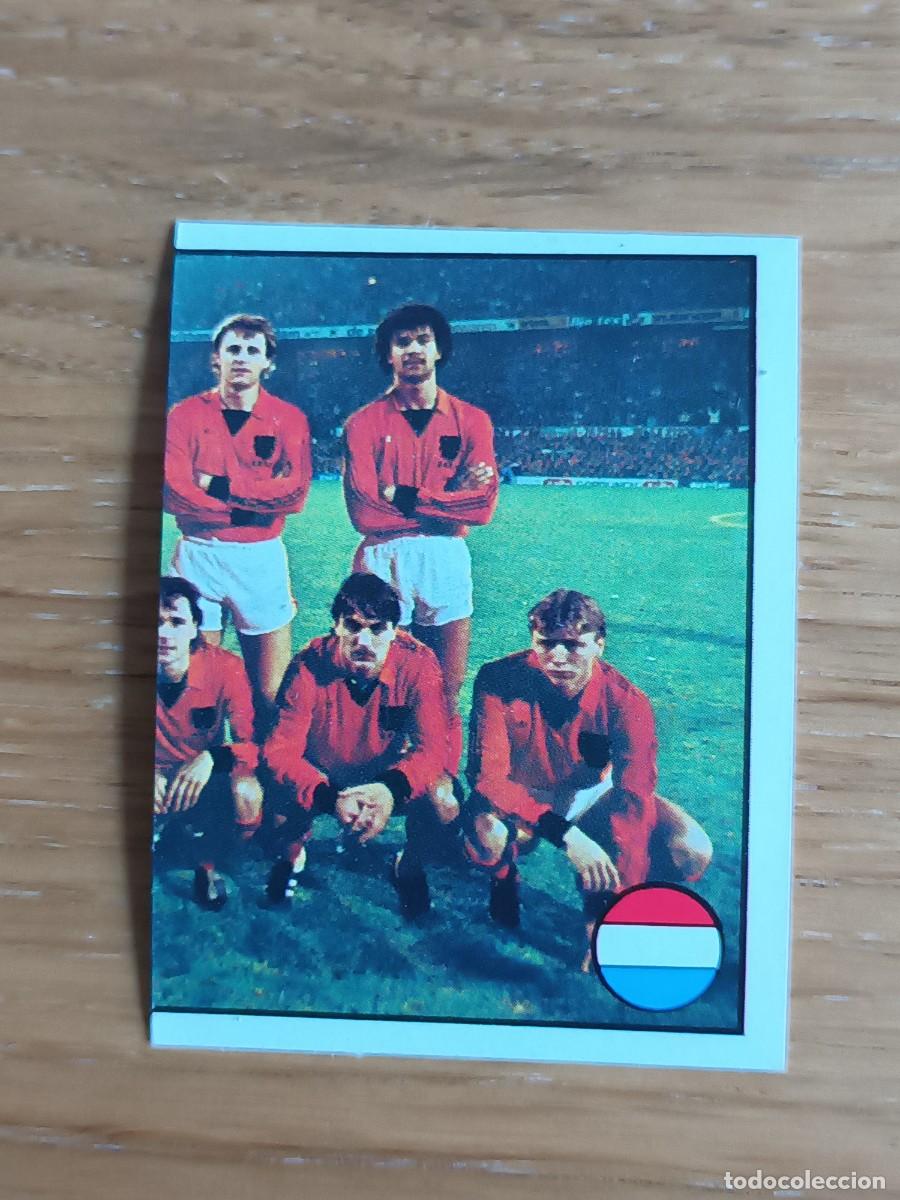 Fu&szlig;ball-Sticker: EURO 84 PANINI 243 EQUIPO ALINEACION PAISES BAJOS HOLANDA GULLIT ROOKIE RECUPERADO