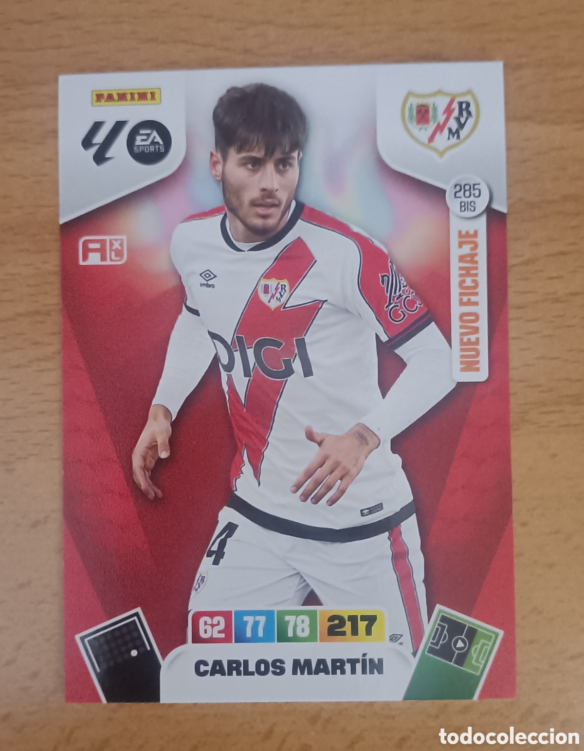 Figurine di Calcio: Carlos Mart&iacute;n Rayo Vallecano 285 Bis Adrenalyn 25/26