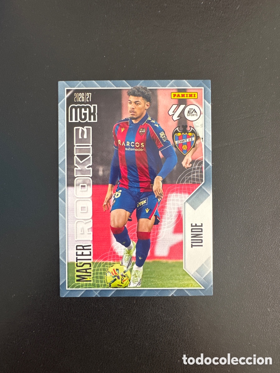 Cartes &agrave; collectionner de Football: TUNDE MASTER ROOKIE NUMERO 421 MEGACRACKS 2026 2027