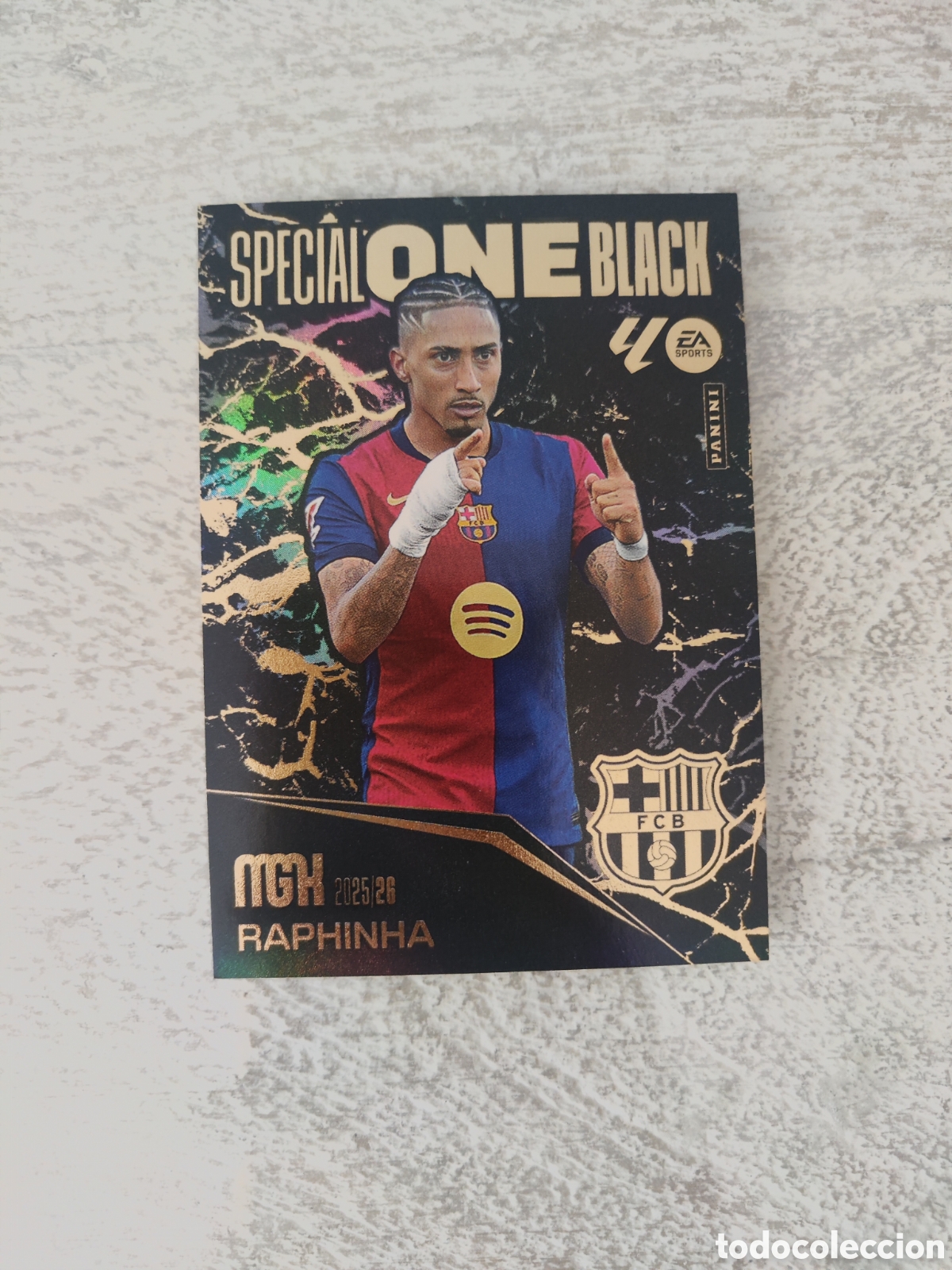 Cartes &agrave; collectionner de Football: Megacracks 25 26 Special One Black Barcelona Raphinha