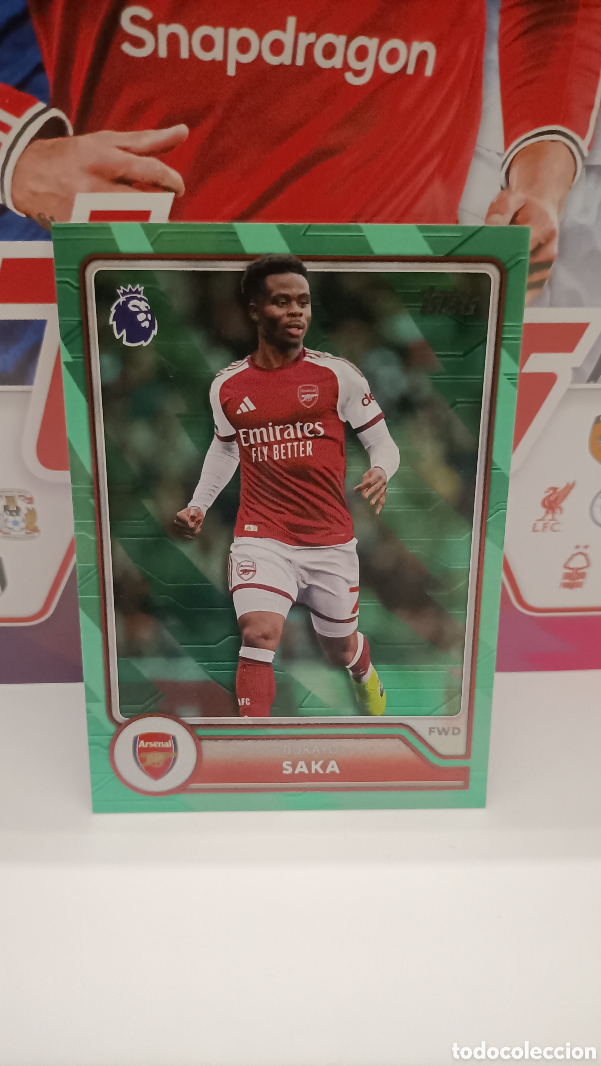 Cromos de Futebol: Saka (Arsenal) Parallel Topps Premier League 26/27