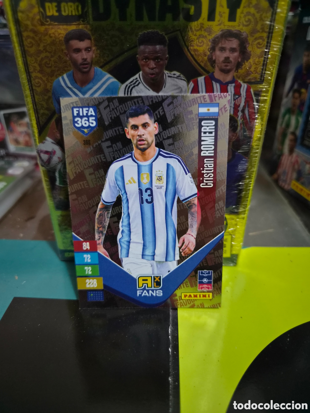 Cartes &agrave; collectionner de Football: N&deg;365 Fans Romero FIFA 365 2027