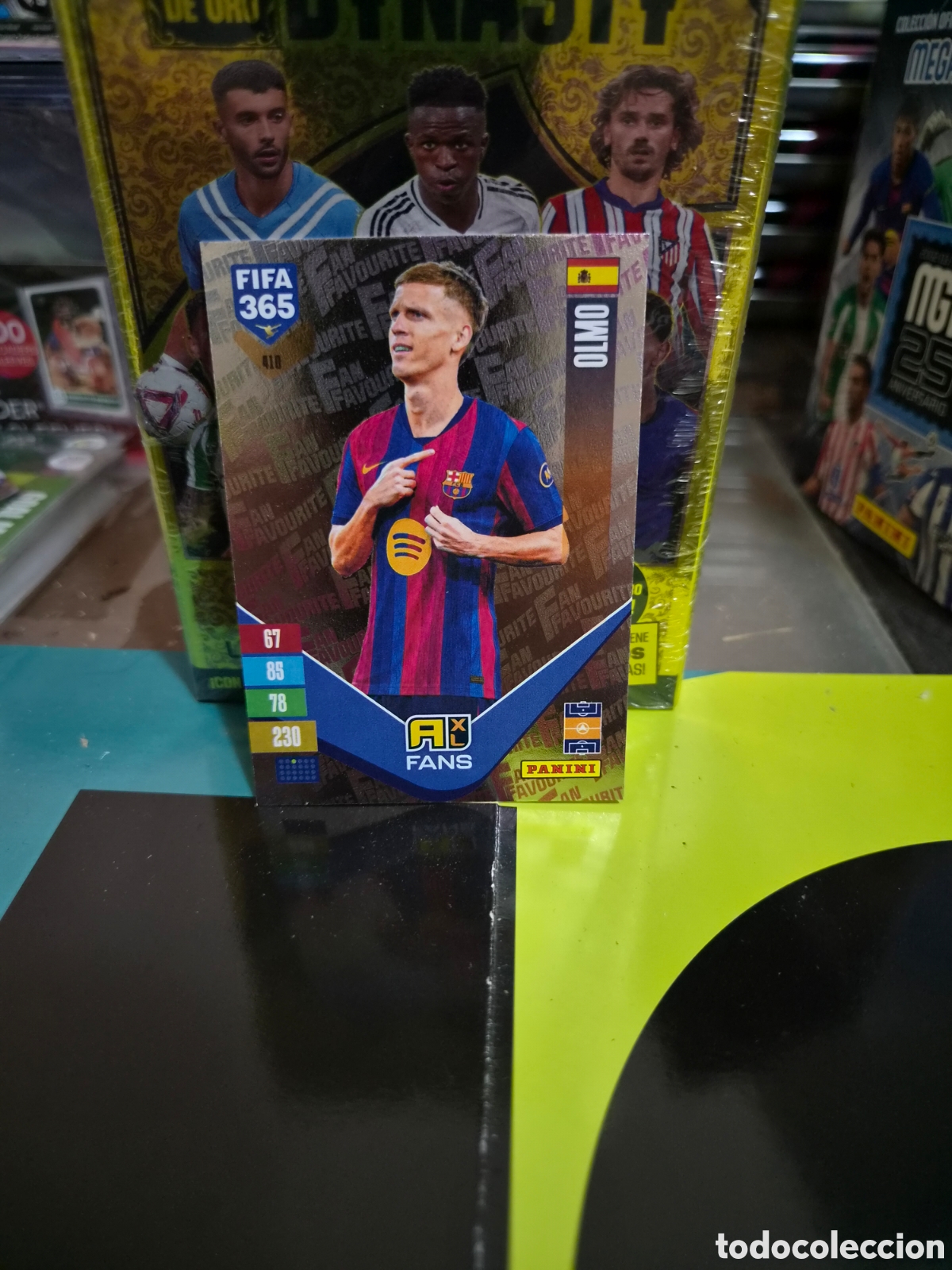 Figurine di Calcio: N&deg;410 Fans Dani Olmo FIFA 365 2027
