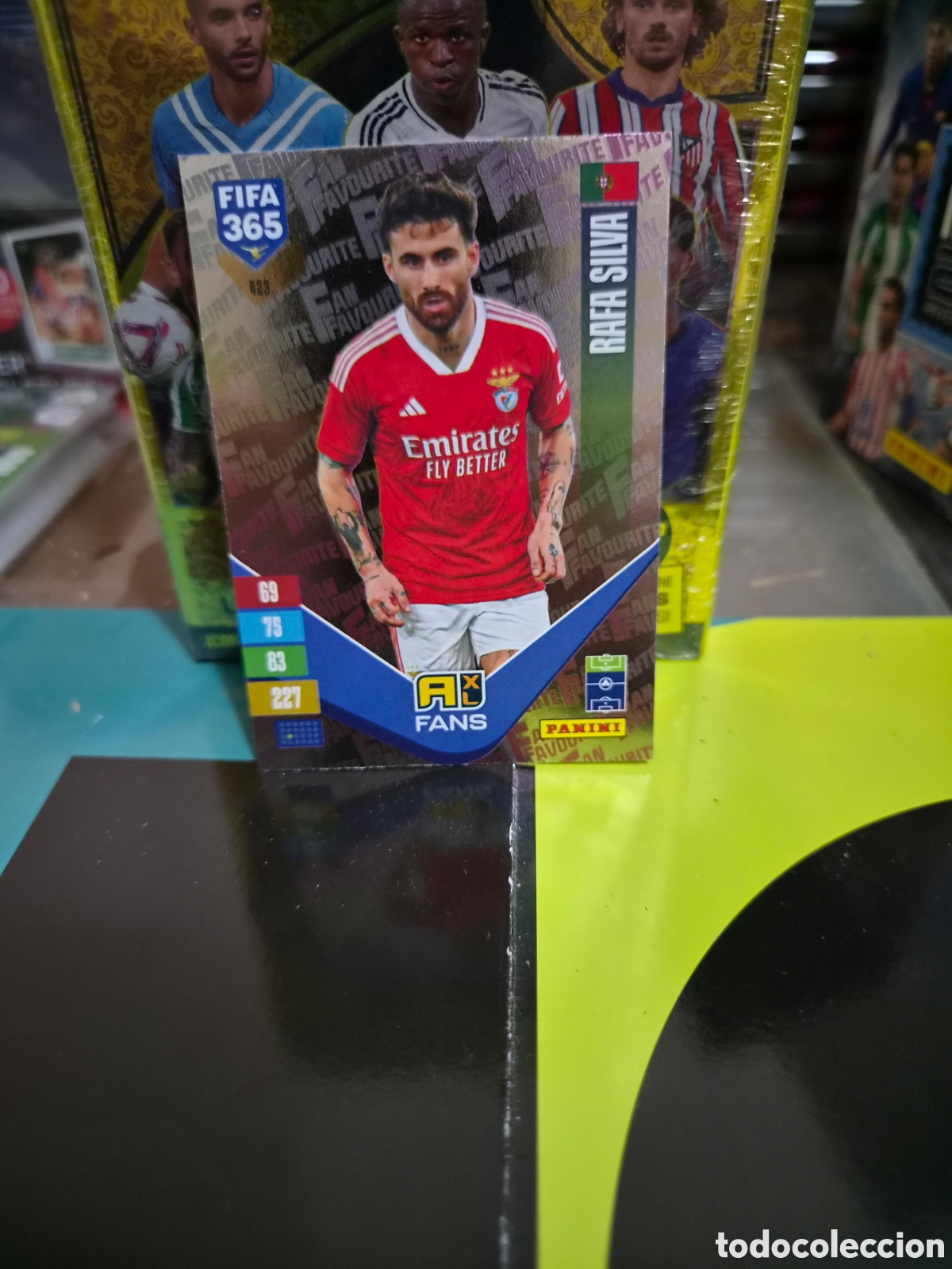 Football Stickers: N&deg;423 Fans Rafa Silva FIFA 365 2027