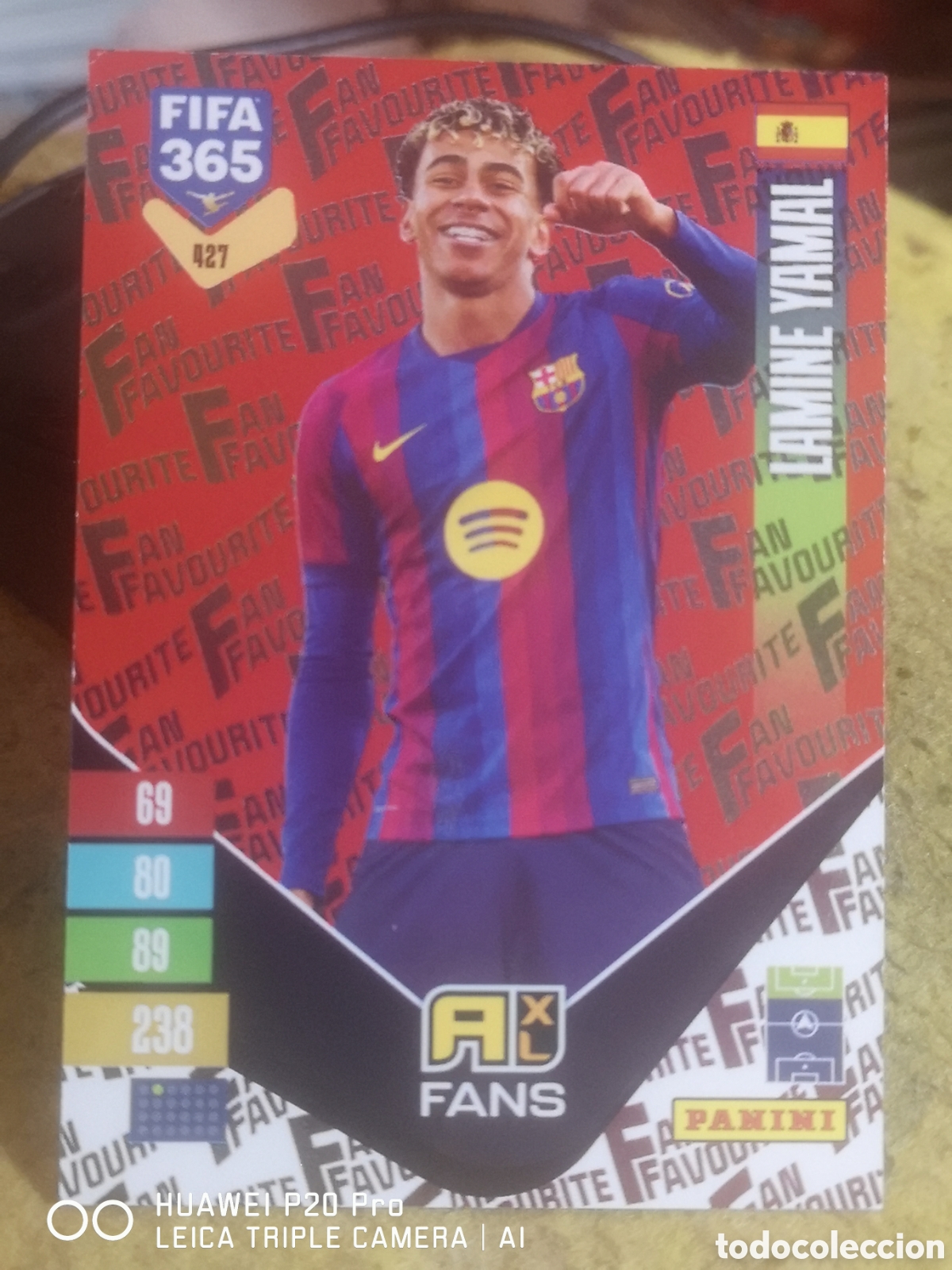 Cromos de f&uacute;tbol: ADRENALYN FIFA 365 2027 LAMINE YAMAL FANS PARALELA ROJA 427 - BARCELONA