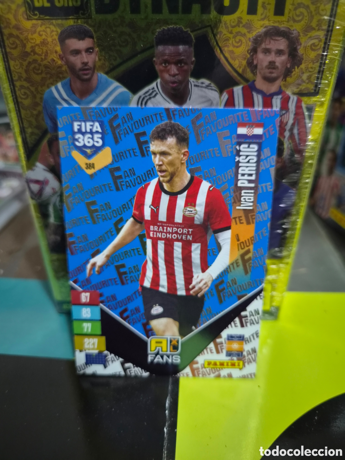Cromos de Futebol: N&deg;384 Fans Blue Peri&scaron;ić FIFA 365 2027