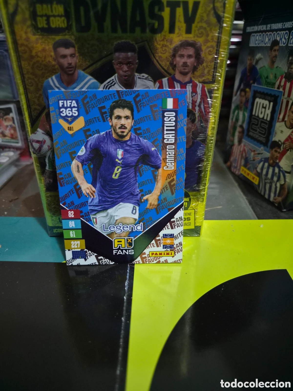 Football Stickers: N&deg;401 Fans Legends Blue Gattuso FIFA 365 2027