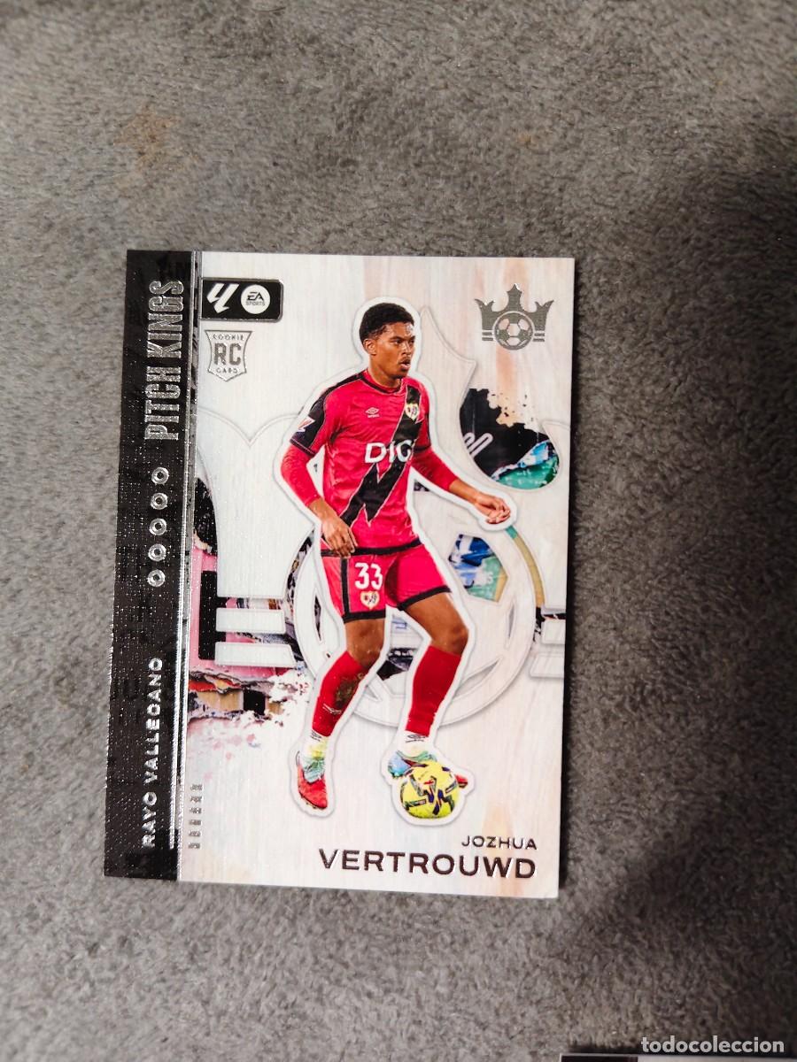 Fu&szlig;ball-Sticker: 39 PITCH KINGS LA LIGA 25 26 JOZHUA VERTROUWD RAYO VALLECANO BASE PANINI 2025 2026 AAF