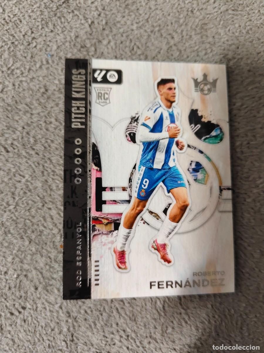 Football Stickers: 68 PITCH KINGS LA LIGA 25 26 ROBERTO FERNANDEZ ROOKIE RC RCD ESPANYOL BASE PANINI 2025 2026 AAF