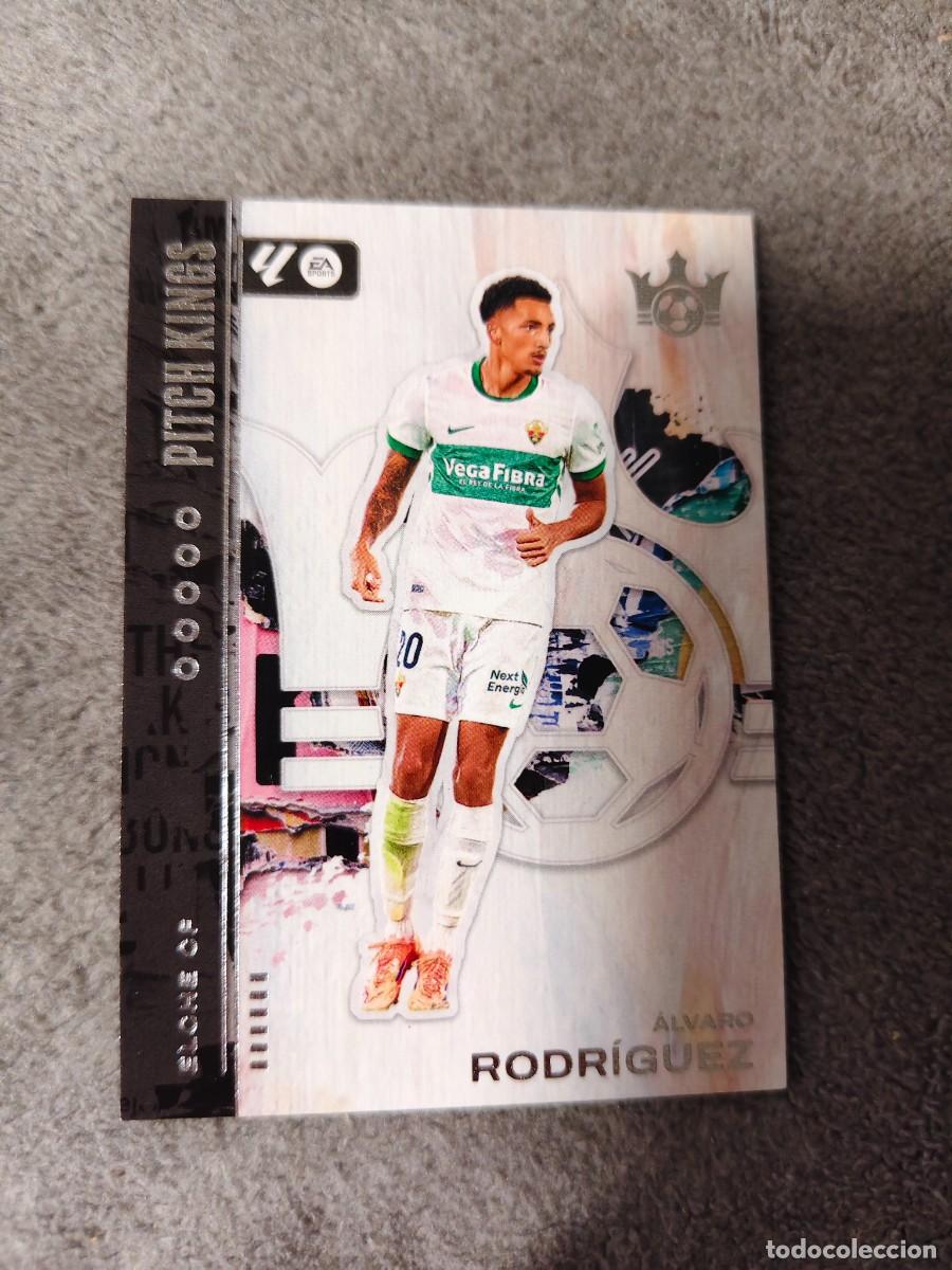 Cartes &agrave; collectionner de Football: 86 PITCH KINGS LA LIGA 25 26 ALVARO RODRIGUEZ ELCHE CF BASE PANINI 2025 2026 AAF