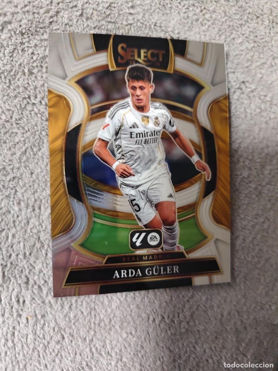 Figurine di Calcio: 8 SELECT LA LIGA 25 26 ARDA GULER REAL MADRID BASE TERRACE PANINI 2025 2026 AAI