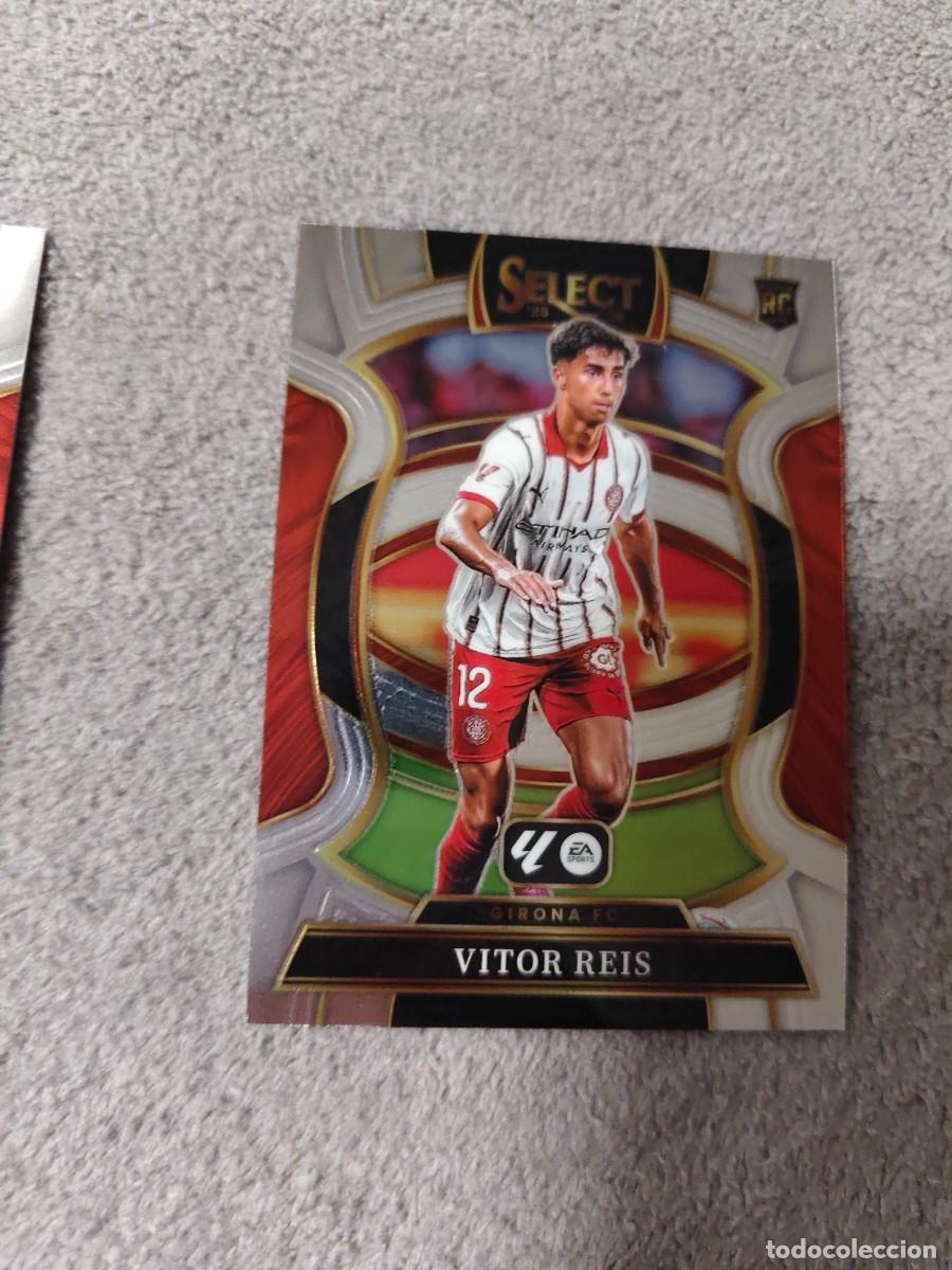 Figurine di Calcio: 80 SELECT LA LIGA 25 26 VITOR REIS GIRONA FC BASE TERRACE PANINI 2025 2026 AAI