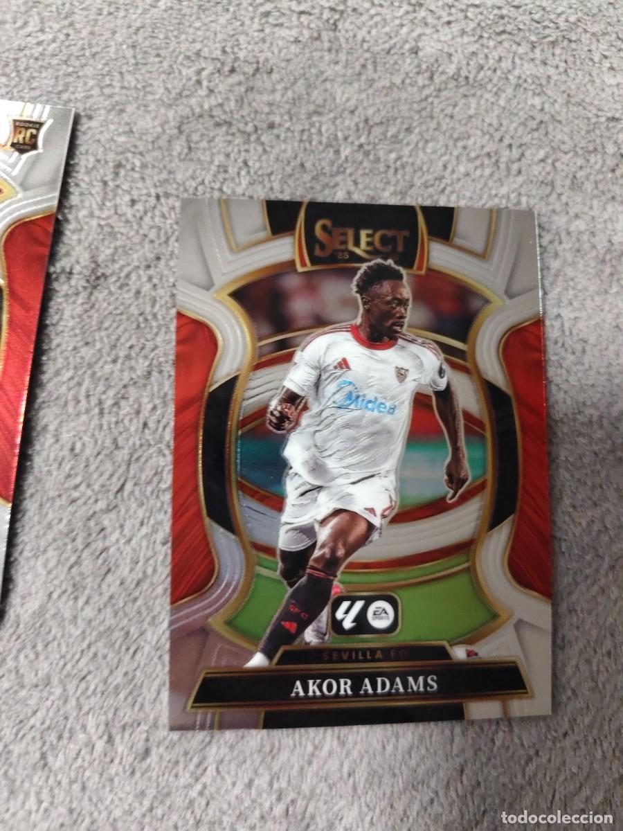 Figurine di Calcio: 81 SELECT LA LIGA 25 26 AKOR ADAMS SEVILLA FC BASE TERRACE PANINI 2025 2026 AAI
