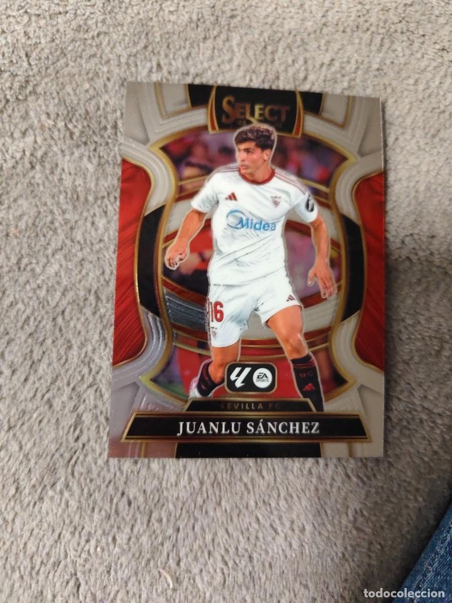 Figurine di Calcio: 82 SELECT LA LIGA 25 26 JUANLU SANCHEZ SEVILLA FC BASE TERRACE PANINI 2025 2026 AAI
