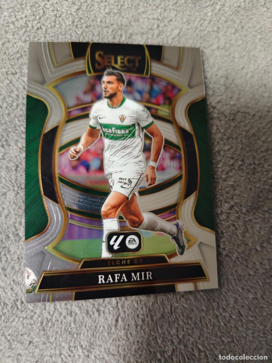 Fu&szlig;ball-Sticker: 87 SELECT LA LIGA 25 26 RAFA MIR ELCHE CF BASE TERRACE PANINI 2025 2026 AAI