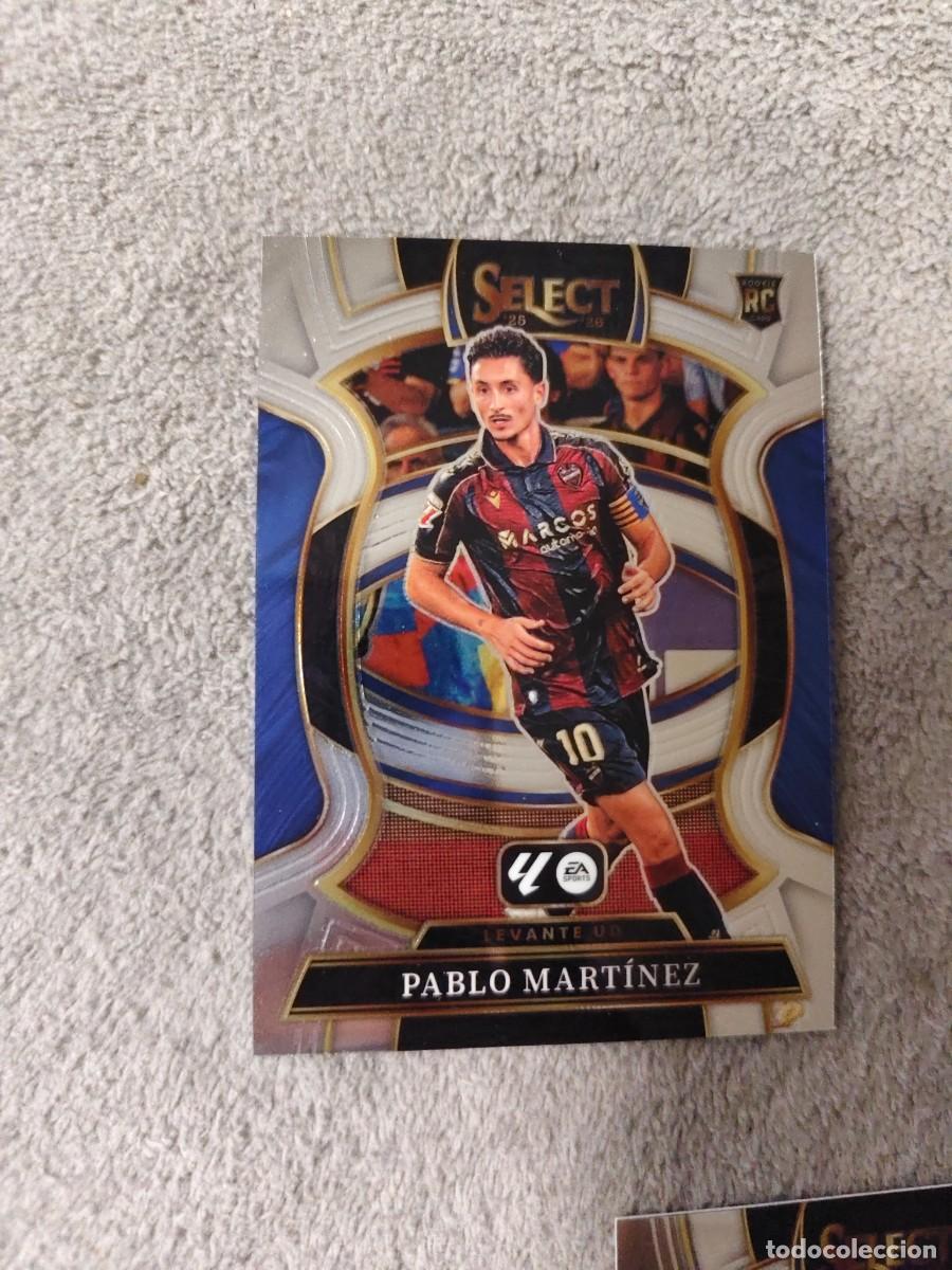 Fu&szlig;ball-Sticker: 91 SELECT LA LIGA 25 26 PABLO MARTINEZ LEVANTE UD BASE TERRACE PANINI 2025 2026 AAI