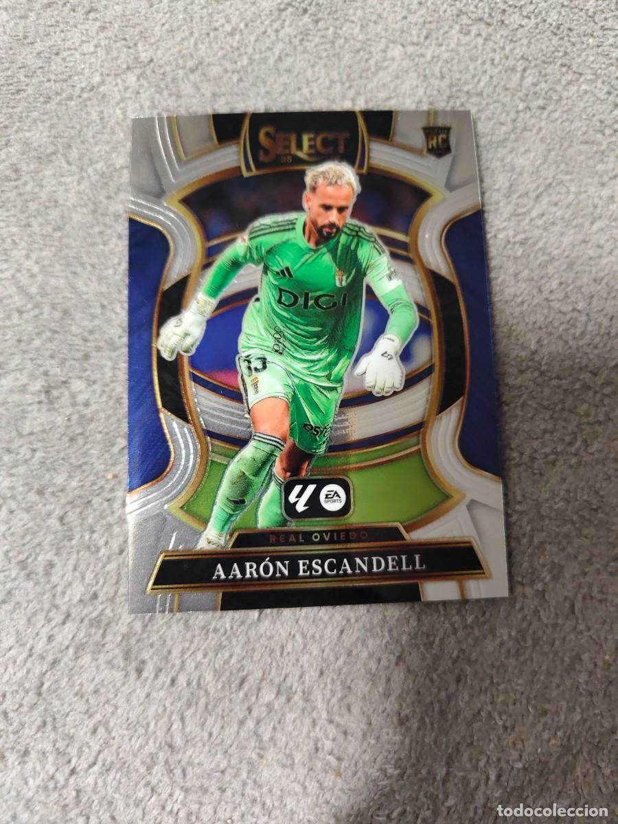 Fu&szlig;ball-Sticker: 99 SELECT LA LIGA 25 26 AARON ESCANDELL REAL OVIEDO BASE TERRACE PANINI 2025 2026 AAI