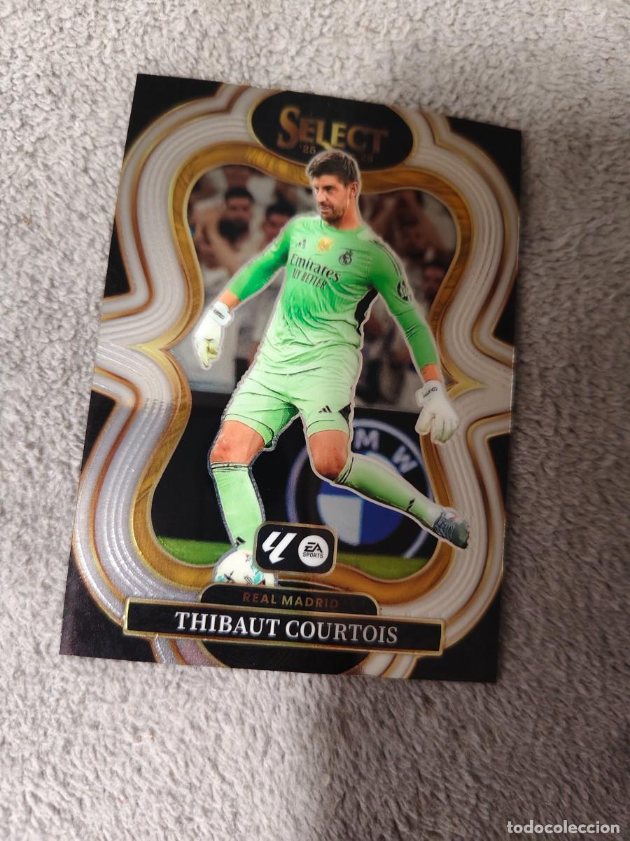 Fu&szlig;ball-Sticker: 112 SELECT LA LIGA 25 26 THIBAUT COURTOIS REAL MADRID BASE MEZZANINE PANINI 2025 2026 AAI