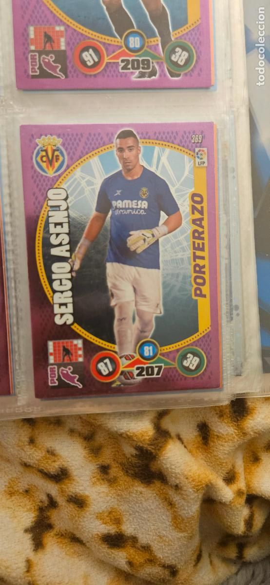 Football Stickers: 369 - Sergio Asenjo (Villarreal C.F.) adrenalyn 2014 2015 14 15 trading card