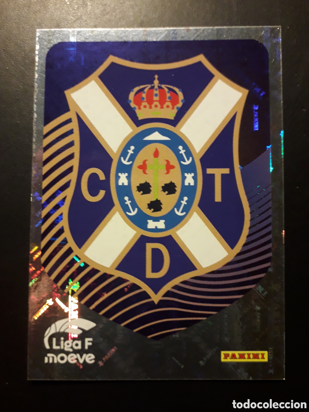 Cromos de f&uacute;tbol: ESCUDO TENERIFE N&deg; 105 LIGA F FEMENINA 2025 2026 25 26 PANINI SIN PEGAR PEDIDO M&Iacute;NIMO 3&euro;
