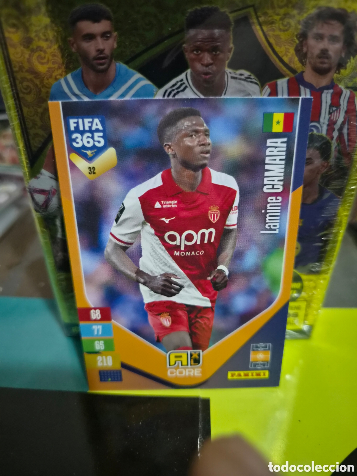 Figurine di Calcio: N&deg;32 Lamine Camara FIFA 365 2027