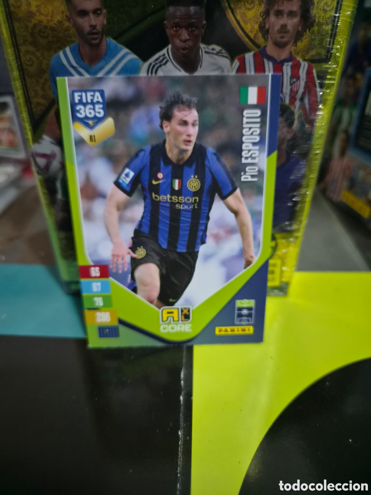 Fu&szlig;ball-Sticker: N&deg;81 Pio Esposito FIFA 365 2027