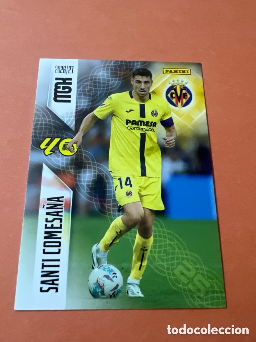 Fu&szlig;ball-Sticker: C228. MEGACRACKS 2026 2027 MGK 26 27 NUEVO - VILLARREAL N&ordm; 370 SANTI COMESA&Ntilde;A