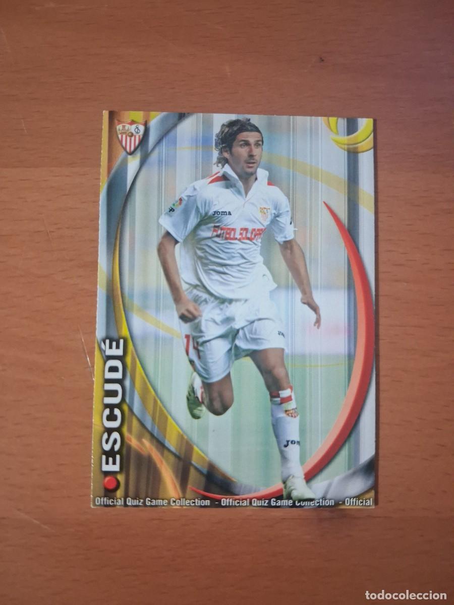Football Stickers: Mundicromo Official Quiz Game Collection 2010 2011 Sevilla FC 90 Escude