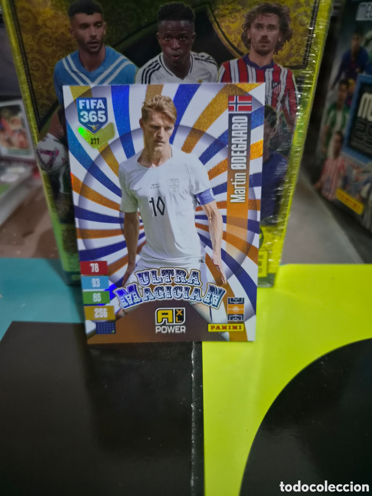 Cartes &agrave; collectionner de Football: N&deg;277 Ultra Magician Martin &Oslash;degaard FIFA 365 2027