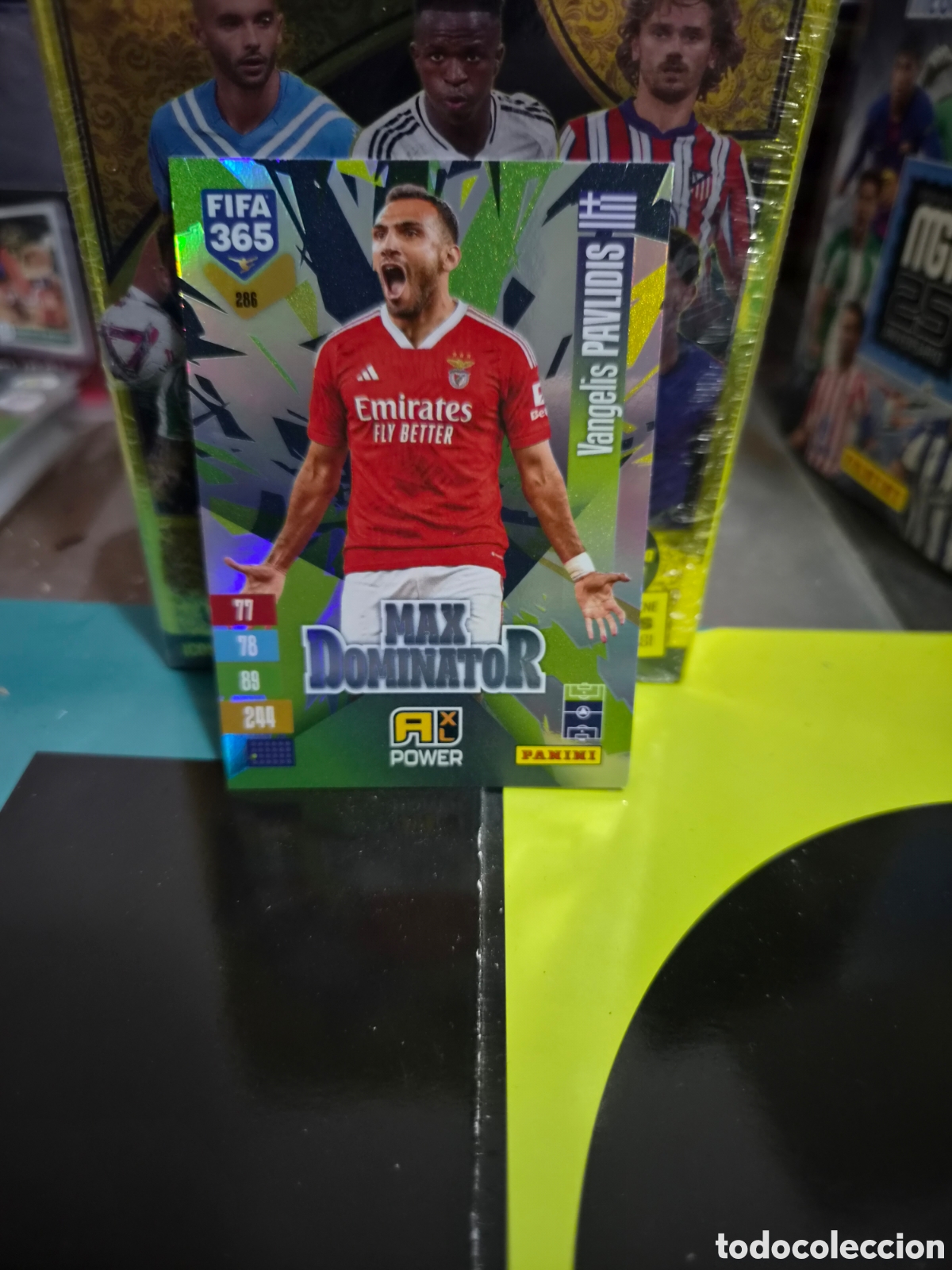 Cartes &agrave; collectionner de Football: N&deg;286 Max Dominator Vangelis Pavlidis FIFA 365 2027