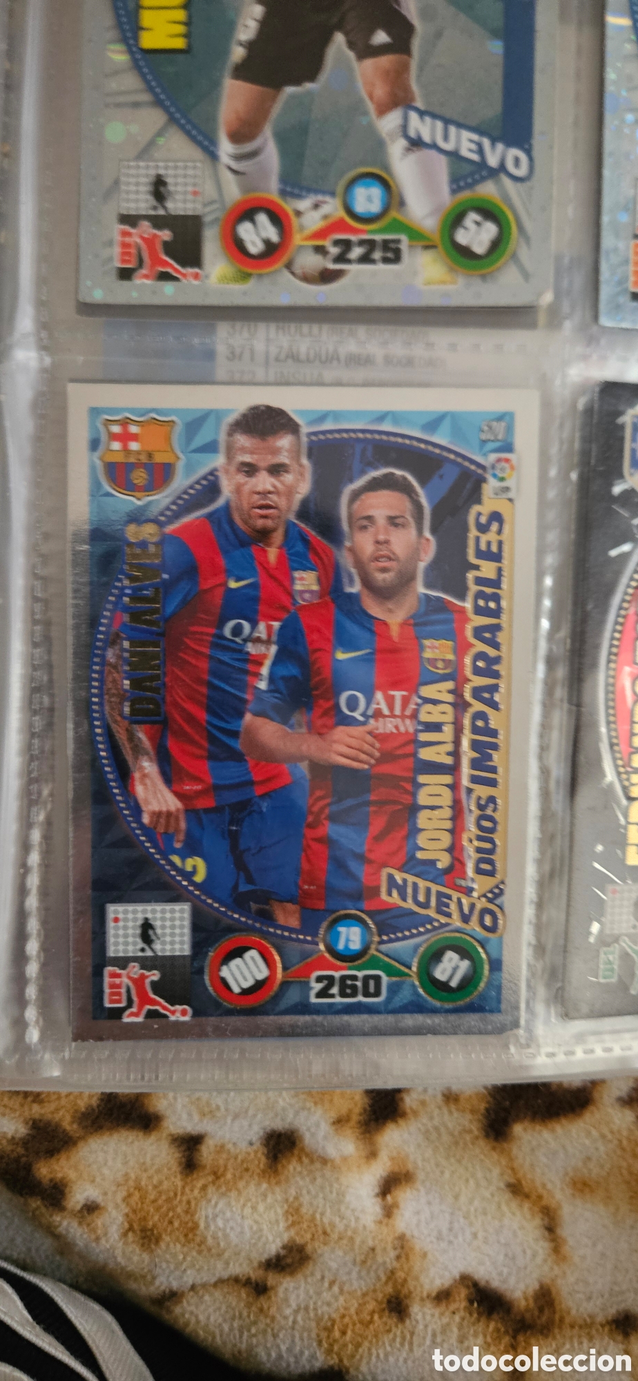 Fu&szlig;ball-Sticker: Dani Alves - Jordi Alba, n&uacute;mero 520, equipo F.C. Barcelona, adrenalyn 2014 2015 14 15 trading card