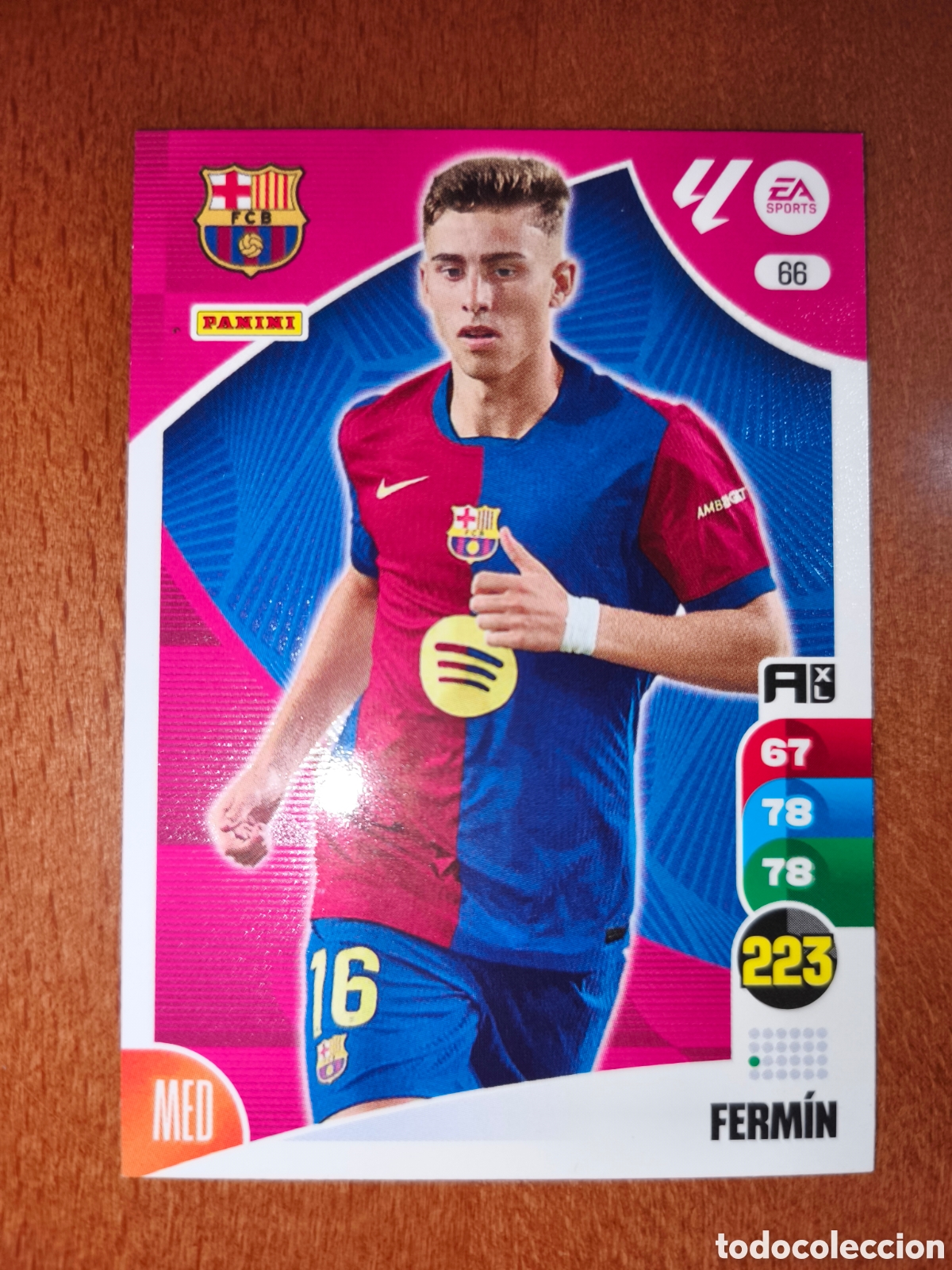 Fu&szlig;ball-Sticker: Ferm&iacute;n n&deg;66 Adrenalyn XL 24/25 Barcelona