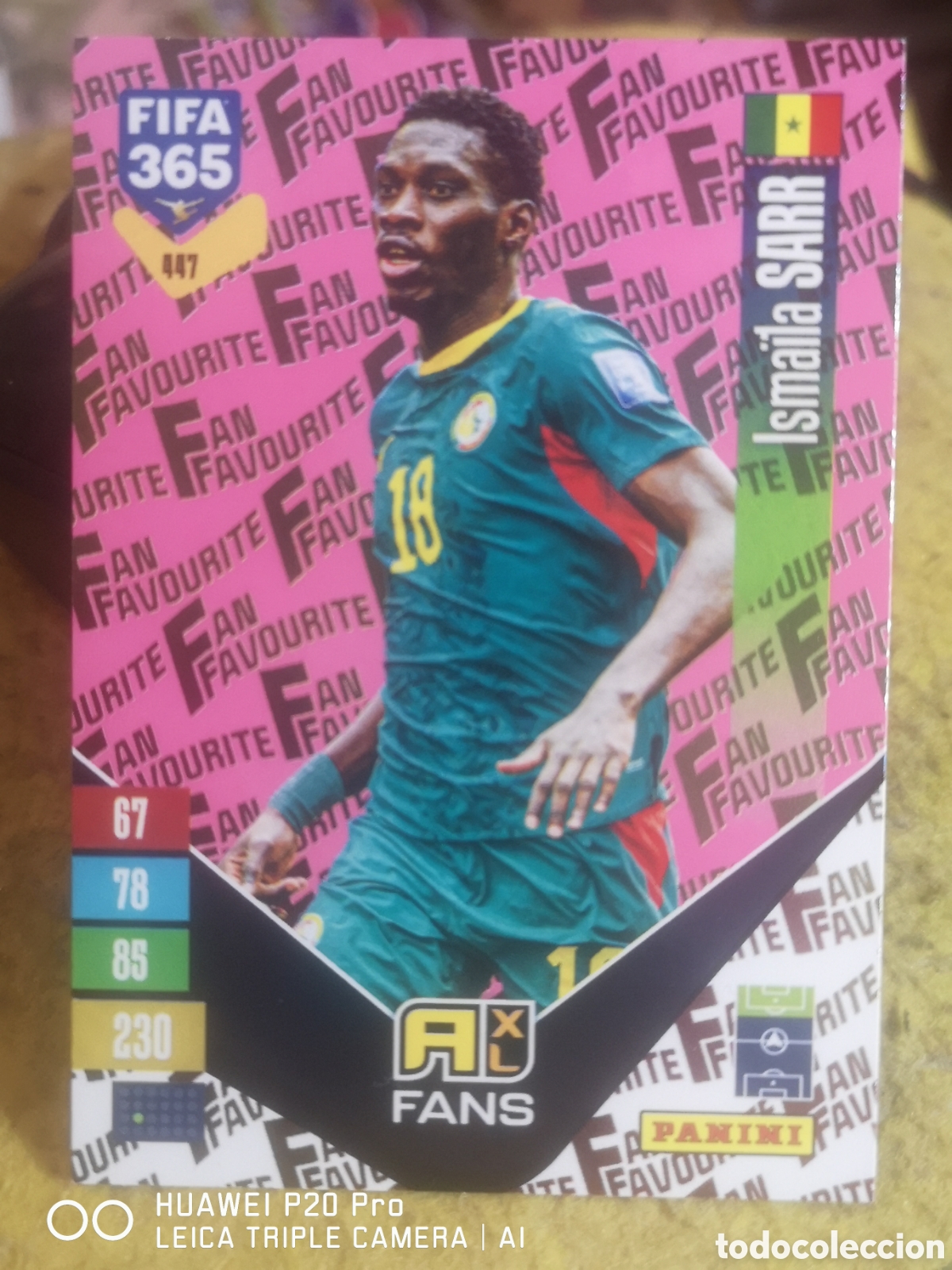 Cartes &agrave; collectionner de Football: ADRENALYN FIFA 365 2027 FANS PARALELA ROSA 447 SARR - SENEGAL