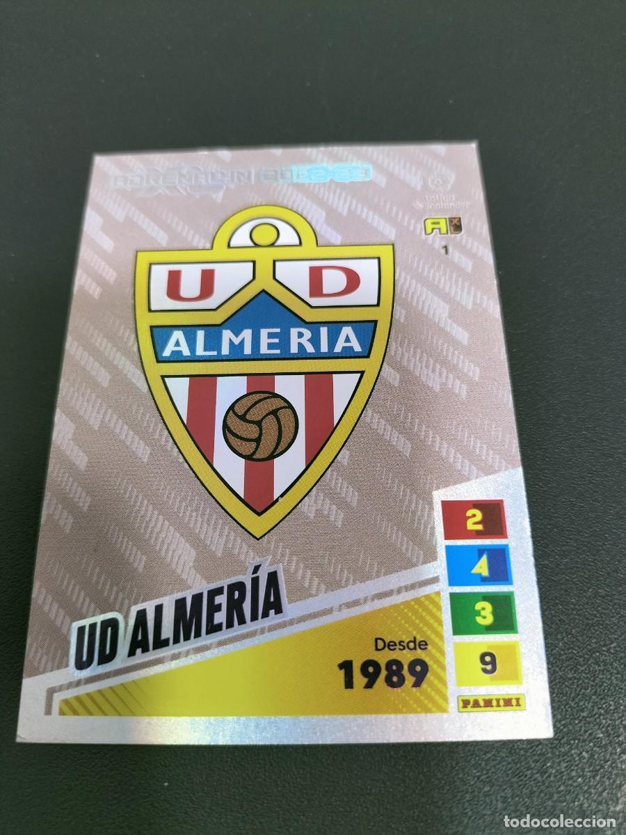 Figurine di Calcio: 1 CROMO FICHA PANINI ADRENALYN 2022-2023 22-23 U.D ALMERIA 1 ESCUDO