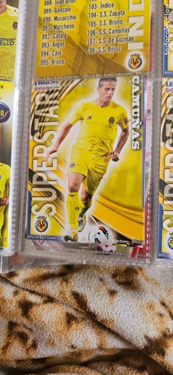 Football Stickers: camu&ntilde;as (Superstar), Villarreal C.F., n&uacute;mero 106, mundicromo 2011 2012 quiz game sport