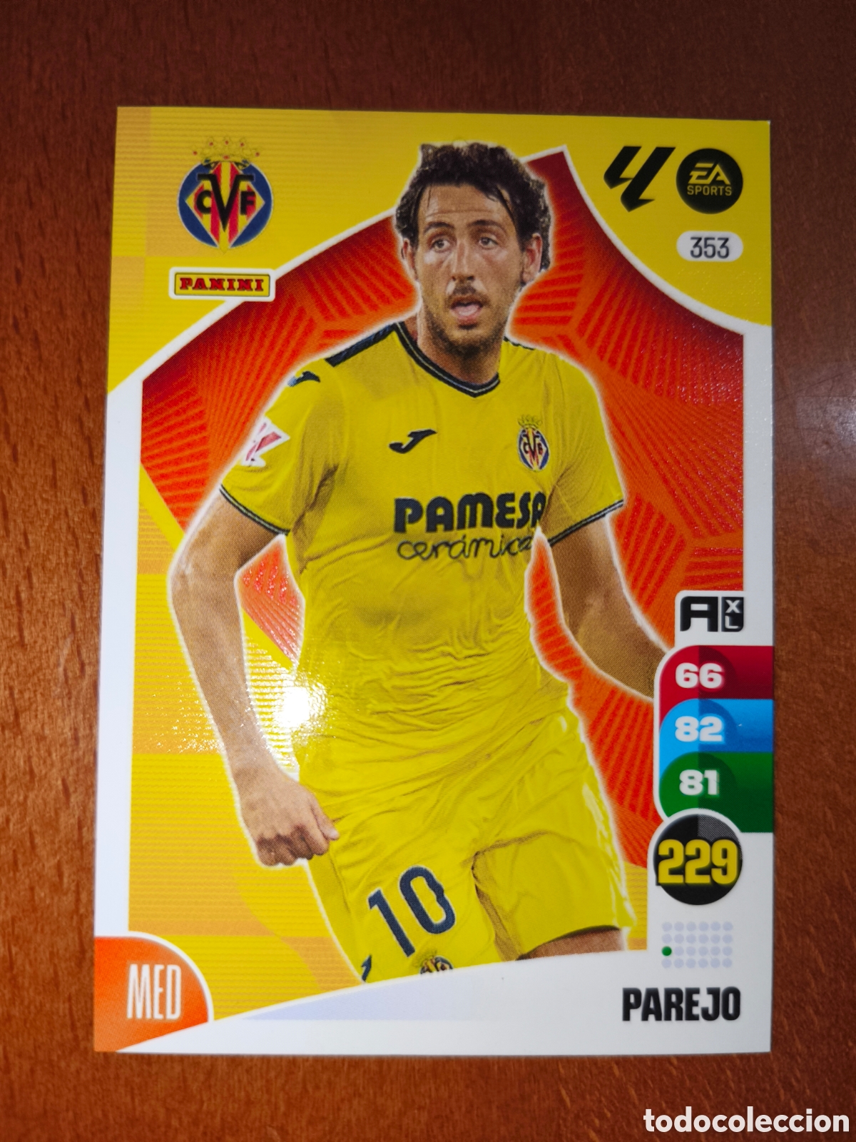 Fu&szlig;ball-Sticker: Parejo n&deg;353 Adrenalyn XL 24/25 Villarreal