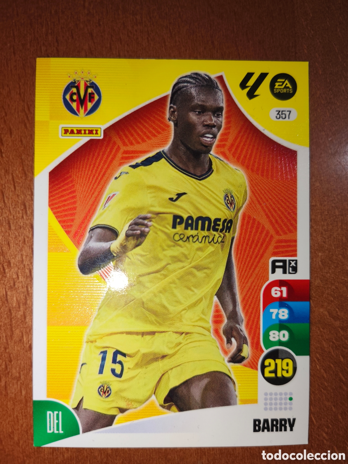 Figurine di Calcio: Barry n&deg;357 Adrenalyn XL 24/25 Villarreal