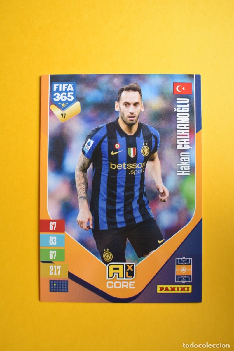 Fu&szlig;ball-Sticker: Cromo Adrenalyn XL. FIFA 365. 2027. Calhanoglu. N. &ordm; 77. C&oacute;digo sin activar. Panini