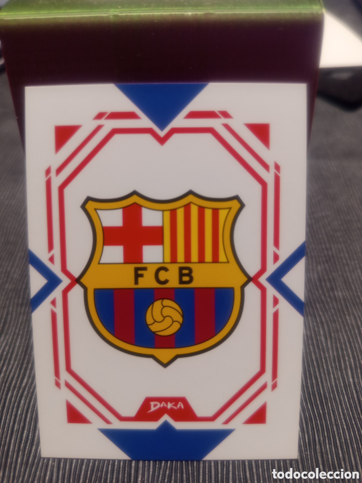Figurine di Calcio: Escudo - Daka 25/26 - FCB 32A