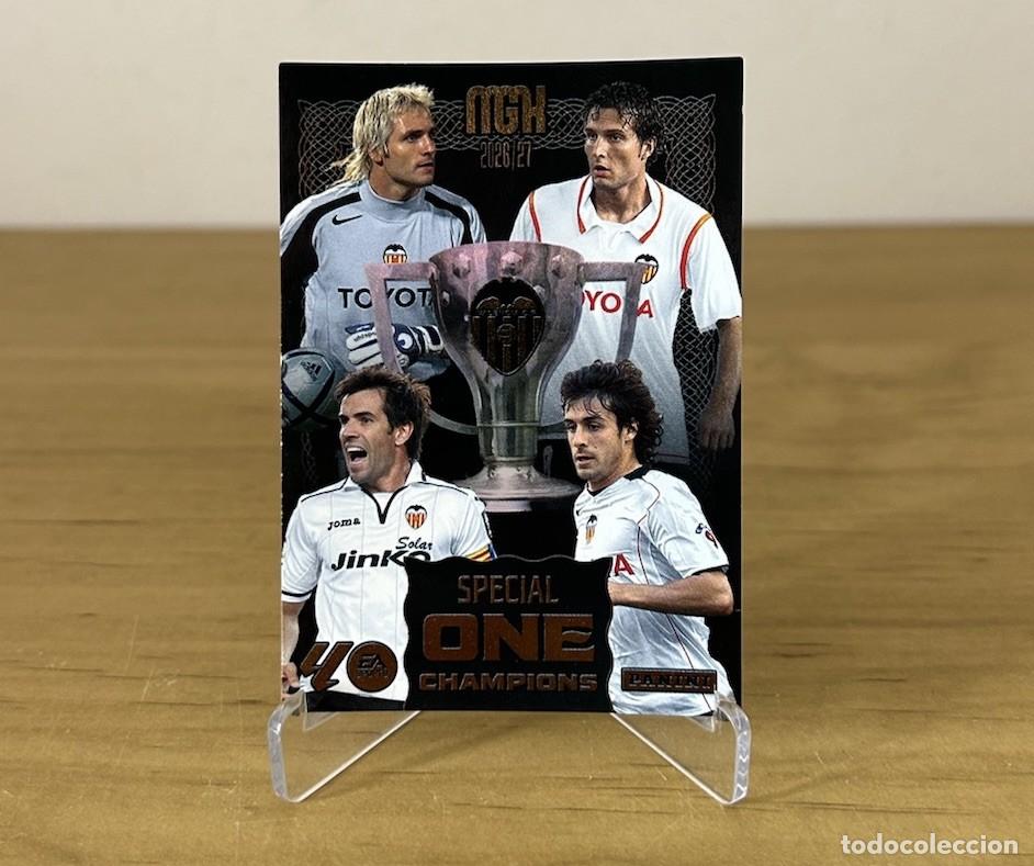 Figurine di Calcio: Special One Champions Valencia CF &ndash; Megacracks LaLiga 2026-27 Panini