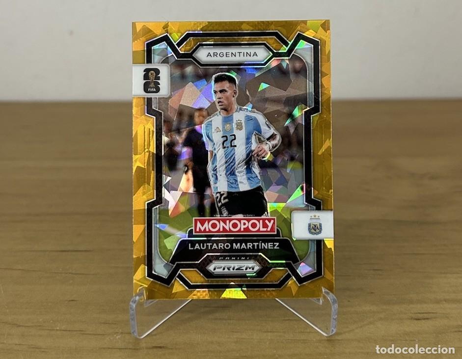 Cromos de Futebol: Lautaro Mart&iacute;nez Gold Cracked Ice &ndash; Panini Prizm Monopoly FIFA World Cup 2026