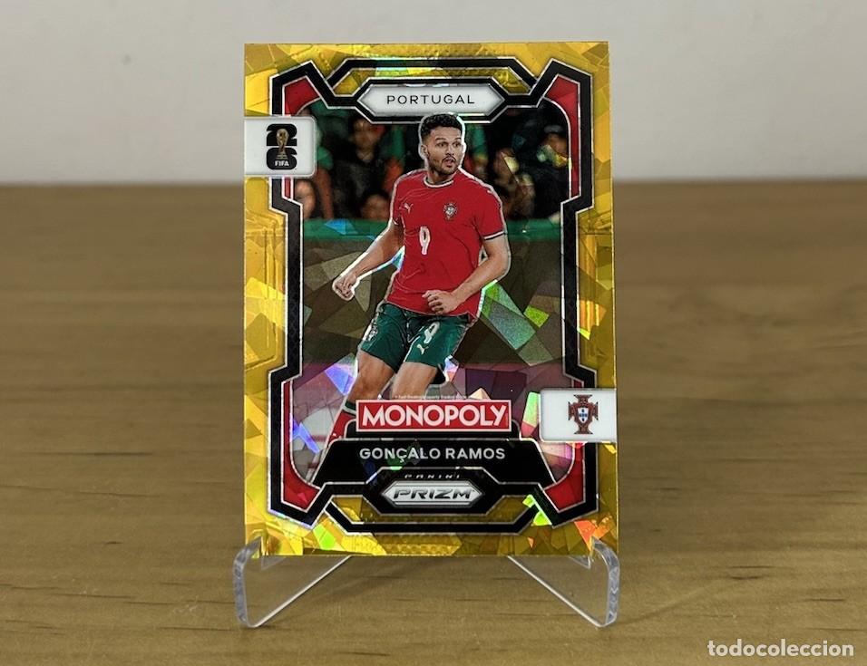 Figurine di Calcio: Gon&ccedil;alo Ramos Gold Cracked Ice &ndash; Panini Prizm Monopoly FIFA World Cup 2026
