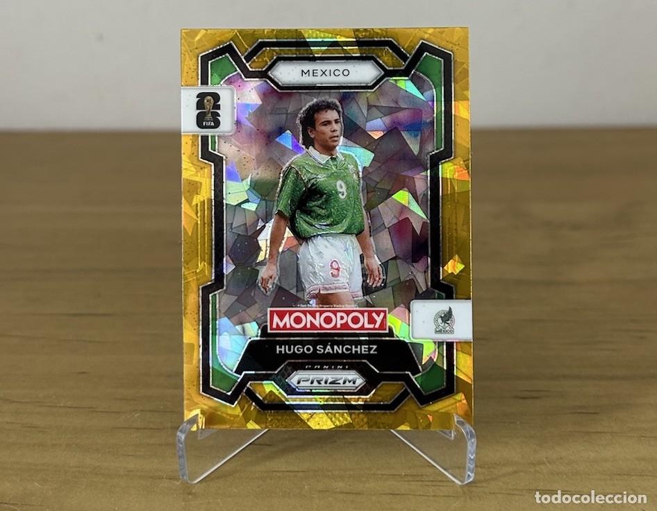 Cromos de Futebol: Hugo S&aacute;nchez Gold Cracked Ice &ndash; Panini Prizm Monopoly FIFA World Cup 2026