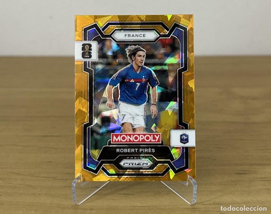 Cromos de Futebol: Robert Pir&egrave;s Gold Cracked Ice &ndash; Panini Prizm Monopoly FIFA World Cup 2026