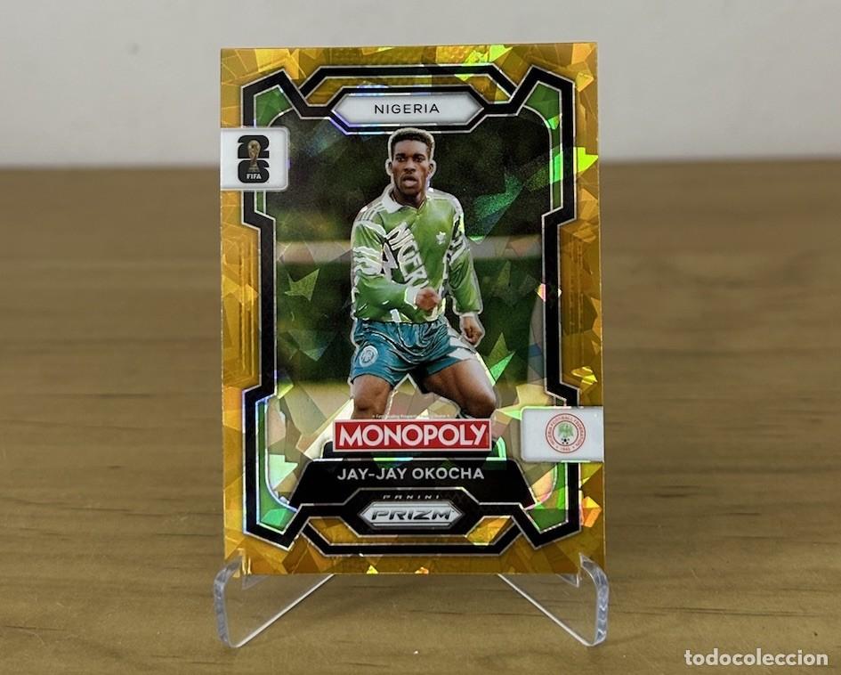 Cromos de Futebol: Jay-Jay Okocha Gold Cracked Ice &ndash; Panini Prizm Monopoly FIFA World Cup 2026